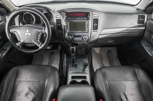 Внедорожник Mitsubishi Pajero 2012 года, 2049000 рублей, Барнаул
