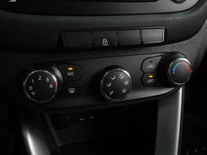 Хетчбэк Kia Ceed 2012 года, 899000 рублей, Воронеж