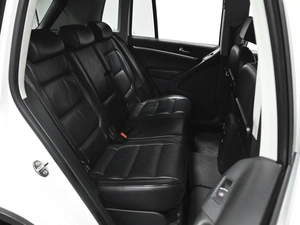 Внедорожник Volkswagen Tiguan 2012 года, 1387000 рублей, Ставрополь