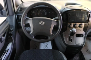 Минивэн Hyundai Grand Starex 2009 года, 1139000 рублей, Омск