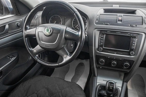 Лифтбек Skoda Octavia 2011 года, 719000 рублей, Барнаул