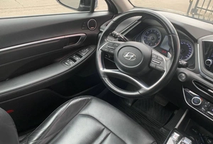 Седан Hyundai Sonata 2020 года, 2390000 рублей, Солонцы