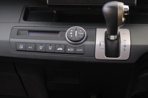 Минивэн Honda Freed 2012 года, 1159000 рублей, Омск