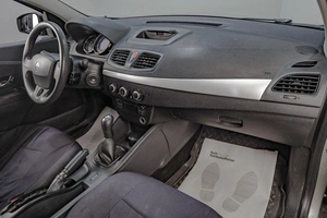 Седан Renault Fluence 2014 года, 839000 рублей, Челябинск