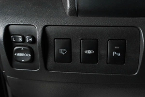 Седан Toyota Camry 2011 года, 1349000 рублей, Тюмень