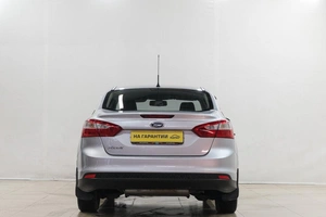 Седан Ford Focus 2012 года, 1069000 рублей, Новокузнецк