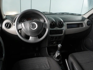 Седан Renault Logan 2011 года, 640000 рублей, Минеральные Воды
