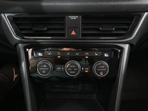 Внедорожник Volkswagen Taos 2021 года, 2649000 рублей, Аксай