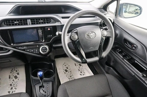 Хетчбэк Toyota Aqua 2016 года, 999000 рублей, Красноярск