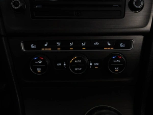 Хетчбэк Volkswagen Golf 2013 года, 1007000 рублей, Ставрополь
