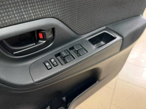 Хетчбэк Toyota Vitz 2018 года, 799000 рублей, Красноярск