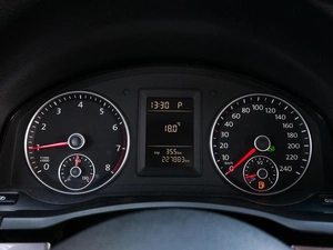 Седан Volkswagen Jetta 2010 года, 689000 рублей, Волгоград