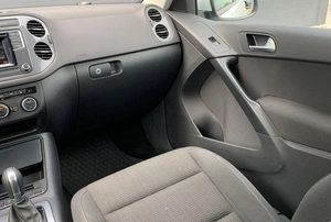 Внедорожник Volkswagen Tiguan 2015 года, 1395000 рублей, Солонцы