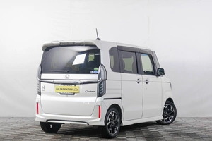 Хетчбэк Honda N-BOX 2017 года, 949000 рублей, Кемерово