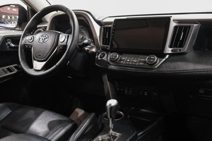 Внедорожник Toyota RAV4 2013 года, 1979000 рублей, Новокузнецк