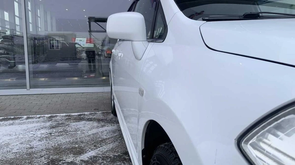 Седан Nissan Tiida 2013 года, 756000 рублей, Солонцы