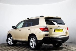 Внедорожник Toyota Highlander 2010 года, 2099000 рублей, Пермь