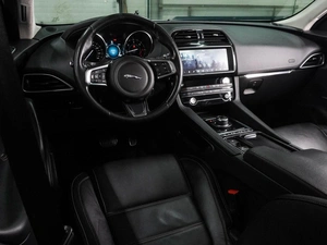 Внедорожник Jaguar F-Pace 2019 года, 2274000 рублей, Воронеж