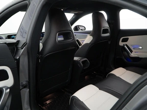 Седан Mercedes-benz CLA-класс 2019 года, 3298999 рублей, Москва