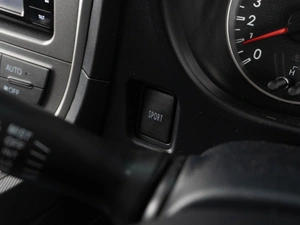 Хетчбэк Toyota Ractis 2012 года, 1105000 рублей, Тюмень