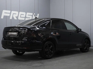 Седан Volkswagen Polo 2018 года, 1310000 рублей, Омск