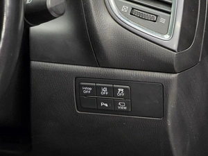 Седан Mazda Axela 2018 года, 1399000 рублей, Красноярск