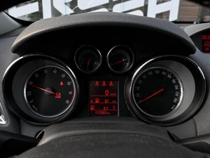 Внедорожник Opel Mokka 2012 года, 949000 рублей, Волгоград