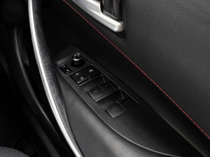 Хетчбэк Toyota Corolla 2018 года, 2220000 рублей, Краснодар