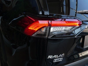 Внедорожник Toyota RAV4 2021 года, 3249000 рублей, Тверь