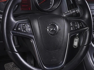 Хетчбэк Opel Astra 2012 года, 899000 рублей, Ростов-на-Дону