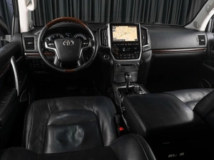 Внедорожник Toyota Land Cruiser 2015 года, 5399000 рублей, Тюмень