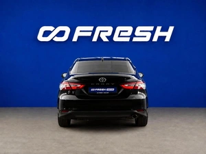 Седан Toyota Camry 2020 года, 2599055 рублей, Москва