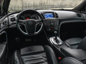 Седан Opel Insignia 2013 года, 1050000 рублей, Краснодар