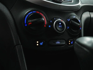 Хетчбэк Hyundai Solaris 2012 года, 788000 рублей, Красноярск