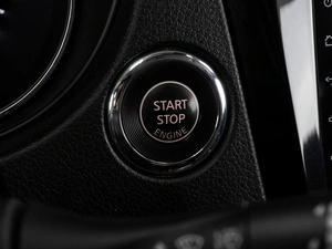 Внедорожник Nissan X-Trail 2016 года, 1899000 рублей, Тюмень