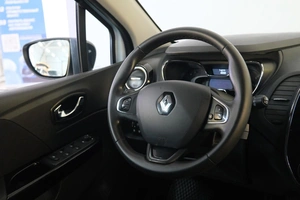 Внедорожник Renault Kaptur 2017 года, 1619000 рублей, Омск