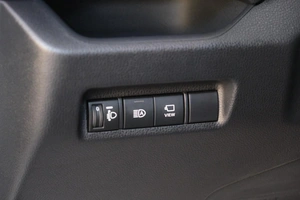 Внедорожник Toyota RAV4 2019 года, 4049000 рублей, Омск