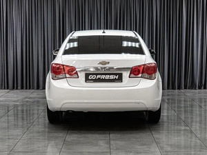 Седан Chevrolet Cruze 2011 года, 669000 рублей, Тюмень