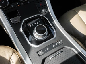 Внедорожник Land Rover Range Rover Evoque 2013 года, 1860000 рублей, Ставрополь