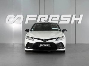 Седан Toyota Camry 2021 года, 2999000 рублей, Красный Пахарь