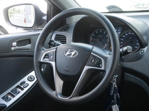 Седан Hyundai Solaris 2015 года, 1079000 рублей, Волгоград