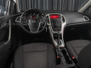 Хетчбэк Opel Astra 2011 года, 789000 рублей, Тюмень