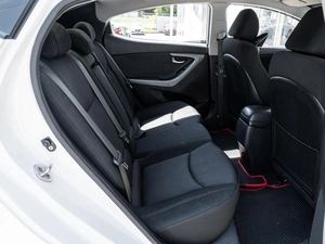 Седан Hyundai Elantra 2015 года, 1431000 рублей, Ставрополь