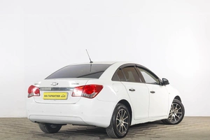 Седан Chevrolet Cruze 2012 года, 799000 рублей, Тюмень