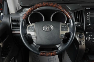 Внедорожник Toyota Land Cruiser 2011 года, 3819000 рублей, Тюмень