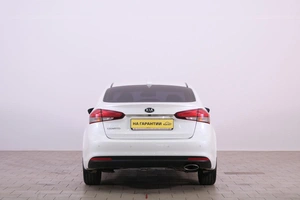 Седан Kia Cerato 2017 года, 1599000 рублей, Омск