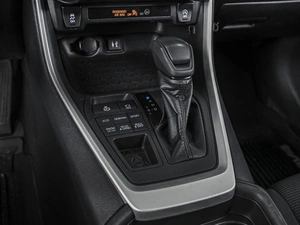 Внедорожник Toyota RAV4 2019 года, 2799000 рублей, Ставрополь