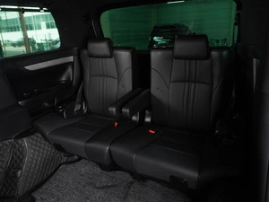 Минивэн Toyota Vellfire 2018 года, 4999000 рублей, Красный Пахарь