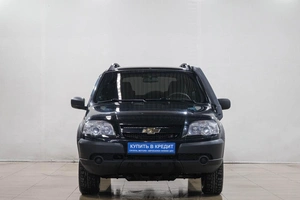 Внедорожник Chevrolet Niva 2017 года, 829000 рублей, Новокузнецк
