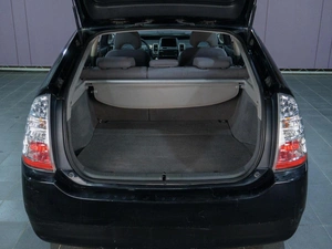 Лифтбек Toyota Prius 2008 года, 829000 рублей, Сургут